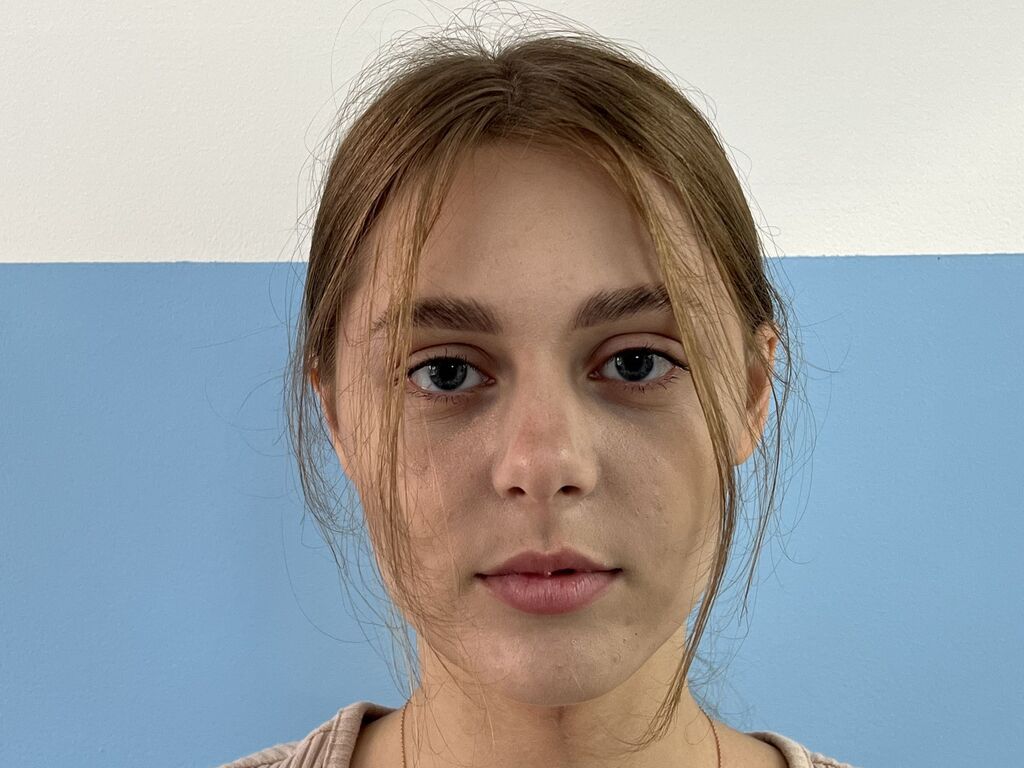EleneBiglow
